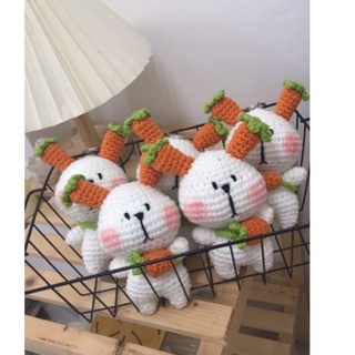 Thỏ cà rốt bằng len handmade