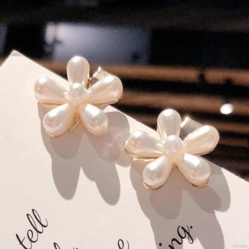 Kẹp tóc đính hạt giả ngọc trai phong cách Hàn Quốc