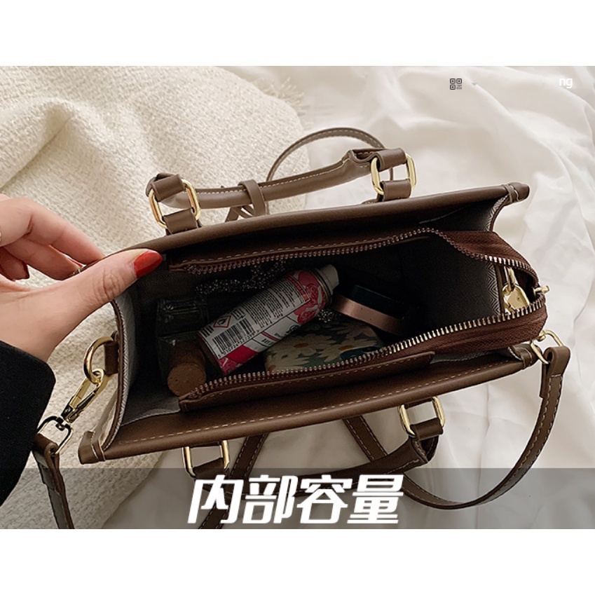 D305 Túi xách thời trang kiểu dáng cách điệu trẻ trung