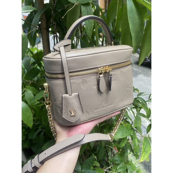 túi xách lv dáng hộp size 19