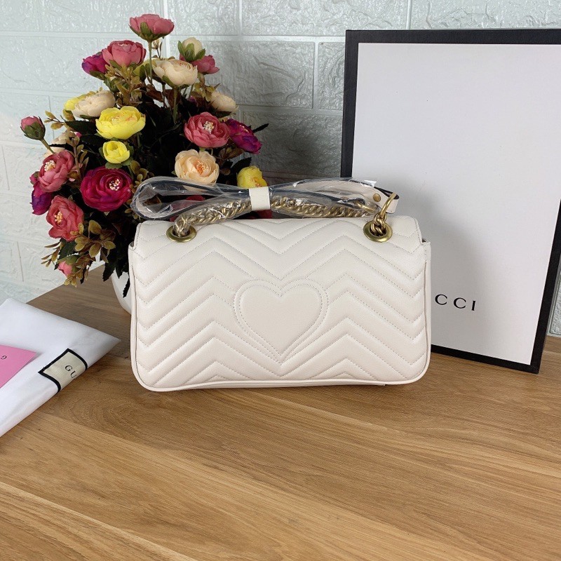 Túi xách Gucci Marmont màu trắng size 26cm (có sẵn)