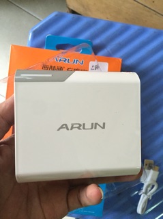 Pin dự phòng arun 10400mAh mới