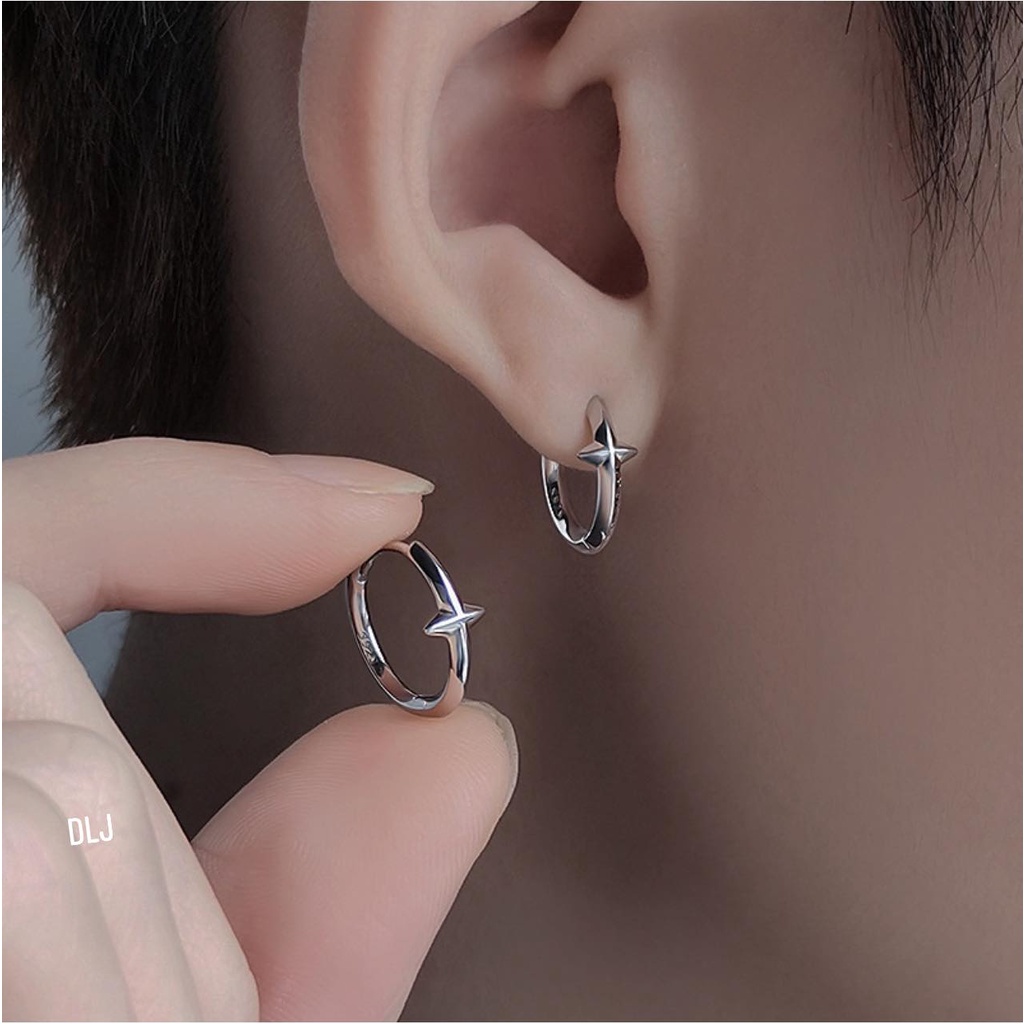 1 CHIẾC KHUYÊN TAI BẠC CÁ TÍNH