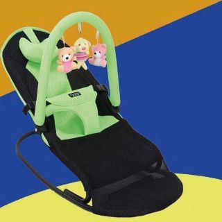 Ghế rung cho bé. Sản phẩm giúp con yêu tự chơi xây dựng tính tự lập cho bé.Ghế  tự rung khi bé cử động ghế thay thế võng