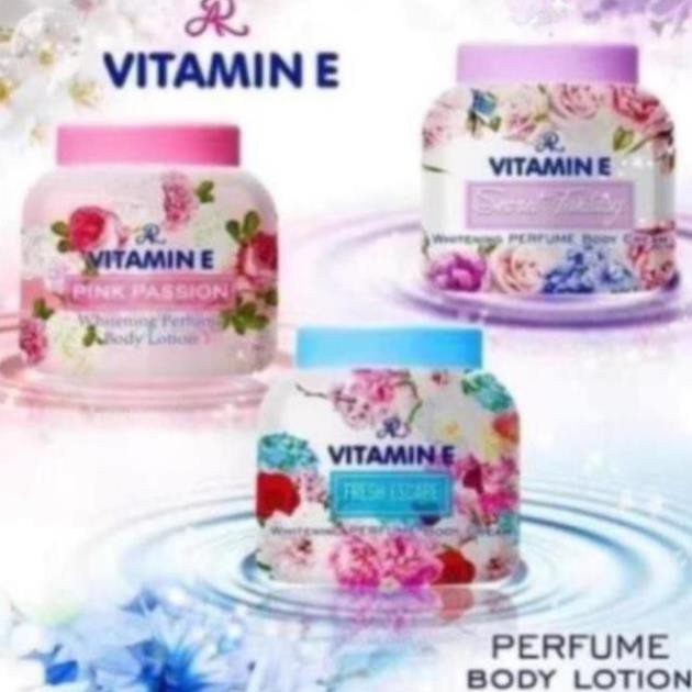 🌸Kem Aron Vitamin E hương nước hoa dưỡng da cấp ẩm chống nứt nẻ Thái lan 200g