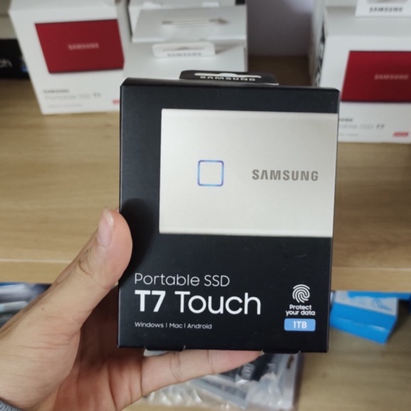 Ổ Cứng SSD Di Động 500GB 1TB 2TB Samsung External T7 Touch USB 3.2 Gen2 - Bản Vân Tay