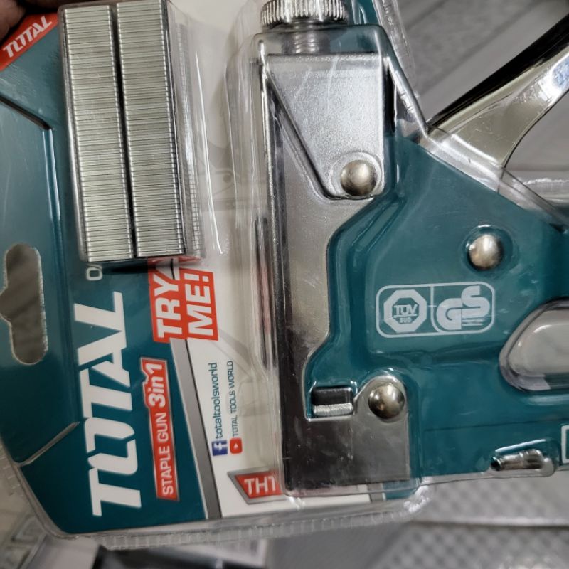 Kìm bấm ghim đa năng 3 trong 1 Total THT31143