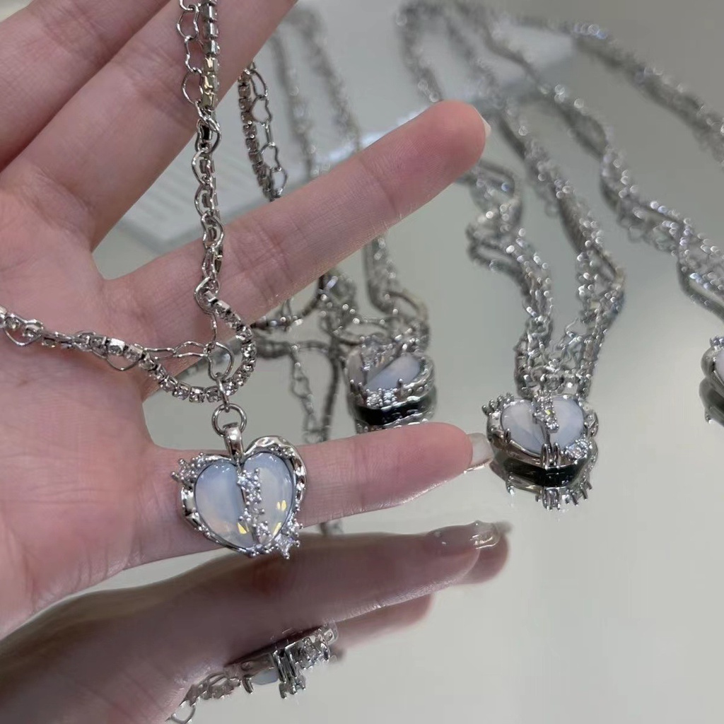 Vòng cổ Ngọc trai Nhiều Lớp Mặt Hình Trái Tim Và Bướm Thời Trang Cho Nữ