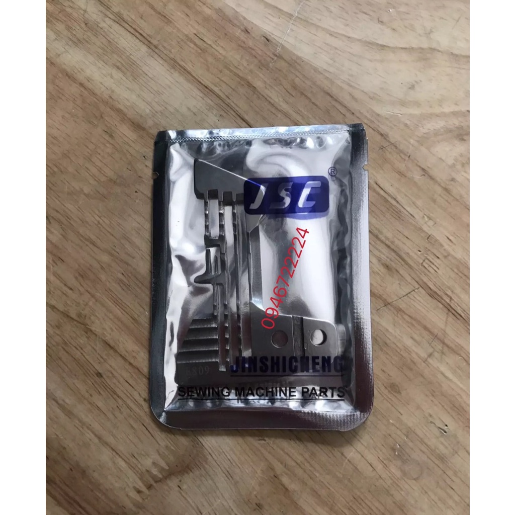 Mặt Nguyệt cuốn biên dùng cho máy vắt sổ Siruba 4 ống 747F