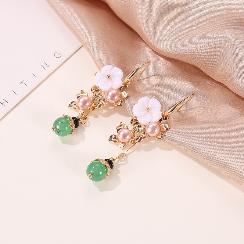 Khuyên Tai Dáng Dài Đính Hoa Và Ngọc Trai Phong Cách Trung Hoa