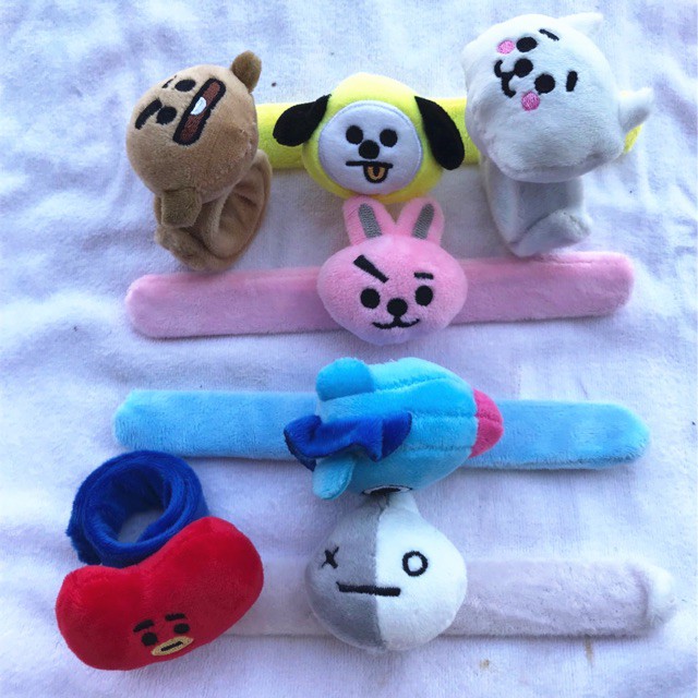 Vòng tay đập tự cuốn BT21
