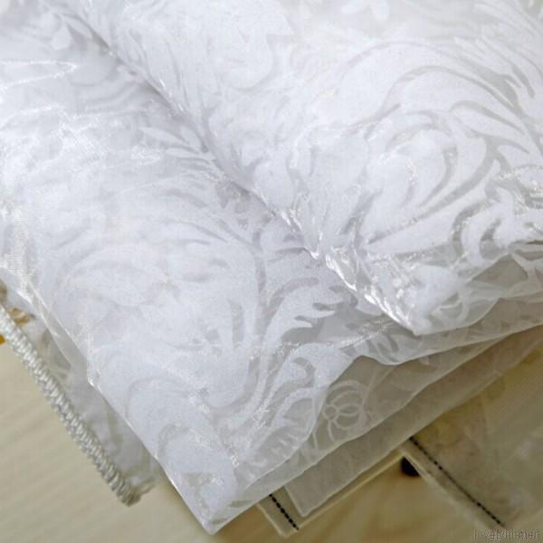 Rèm cửa làm bằng voan hiện đại độc đáo