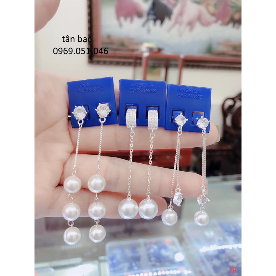 bông tai kiểu dáng tua dài , kết hợp với tà áo dài , shop đảm bảo không xinh , không lộng lẫy shop xin đền lại tiền ạ hi