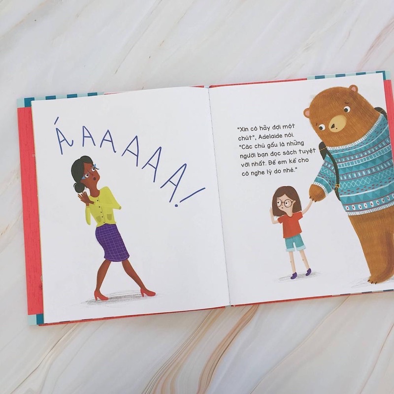 Sách - Gấu là bạn đọc sách tuyệt vời nhất - Crabit Kidbooks