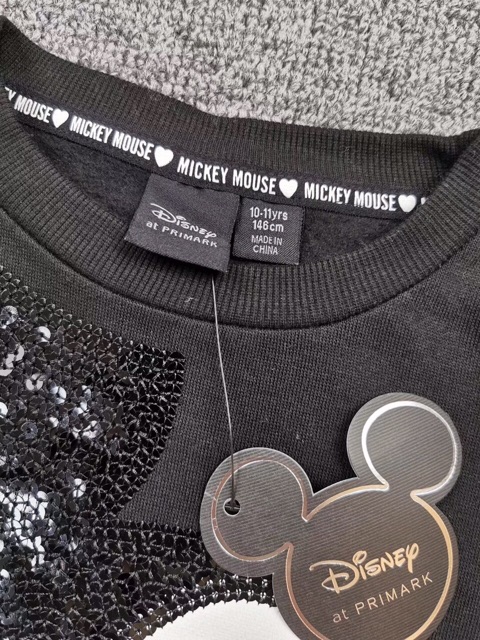 Áo phông mickey đen