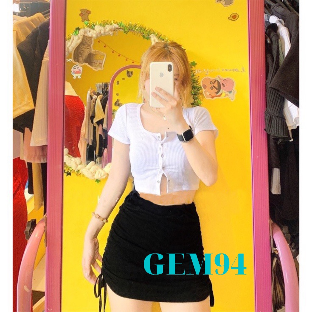 Áo croptop kiểu Hàn Quốc sexy , croptop nữ tay ngắn nút bấm