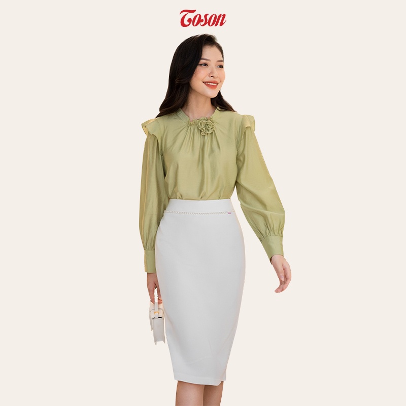 Áo tơ xanh cốm, dáng xuông dài tay, cổ đính bông hoa Toson 14977X82