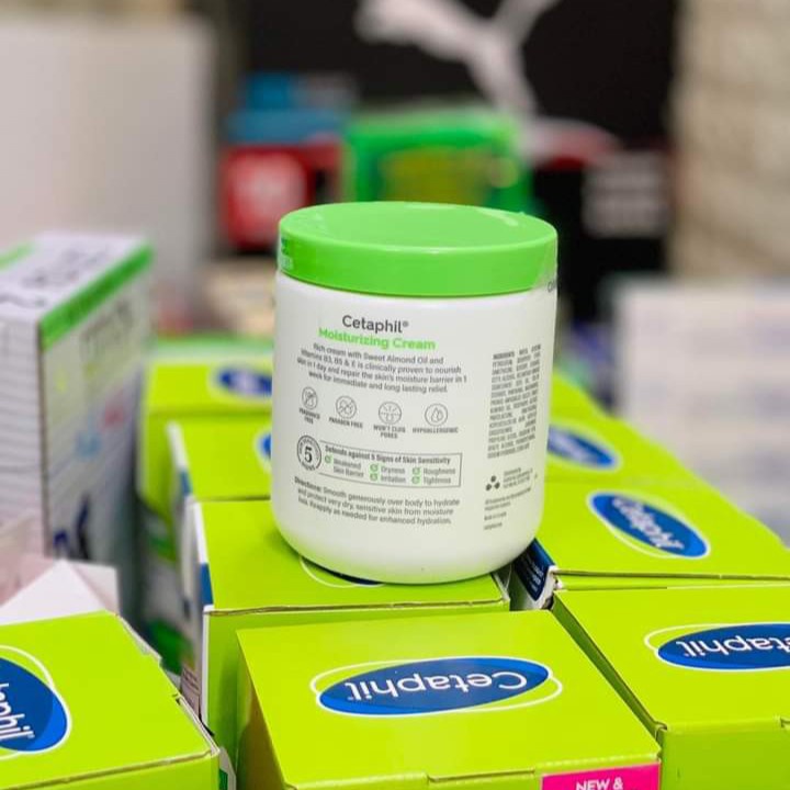 Kem Dưỡng ẩm dành cho da khô và da rất khô Cetaphil body 566g - Mỹ