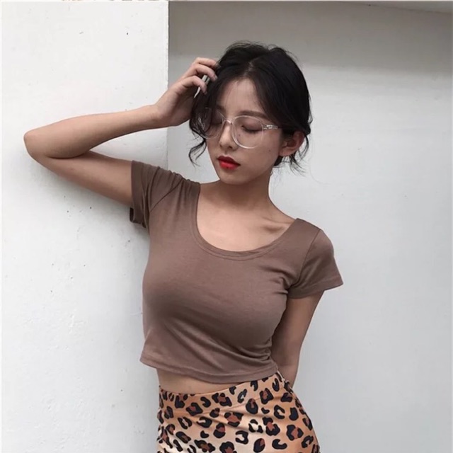 Áo croptop đủ màu