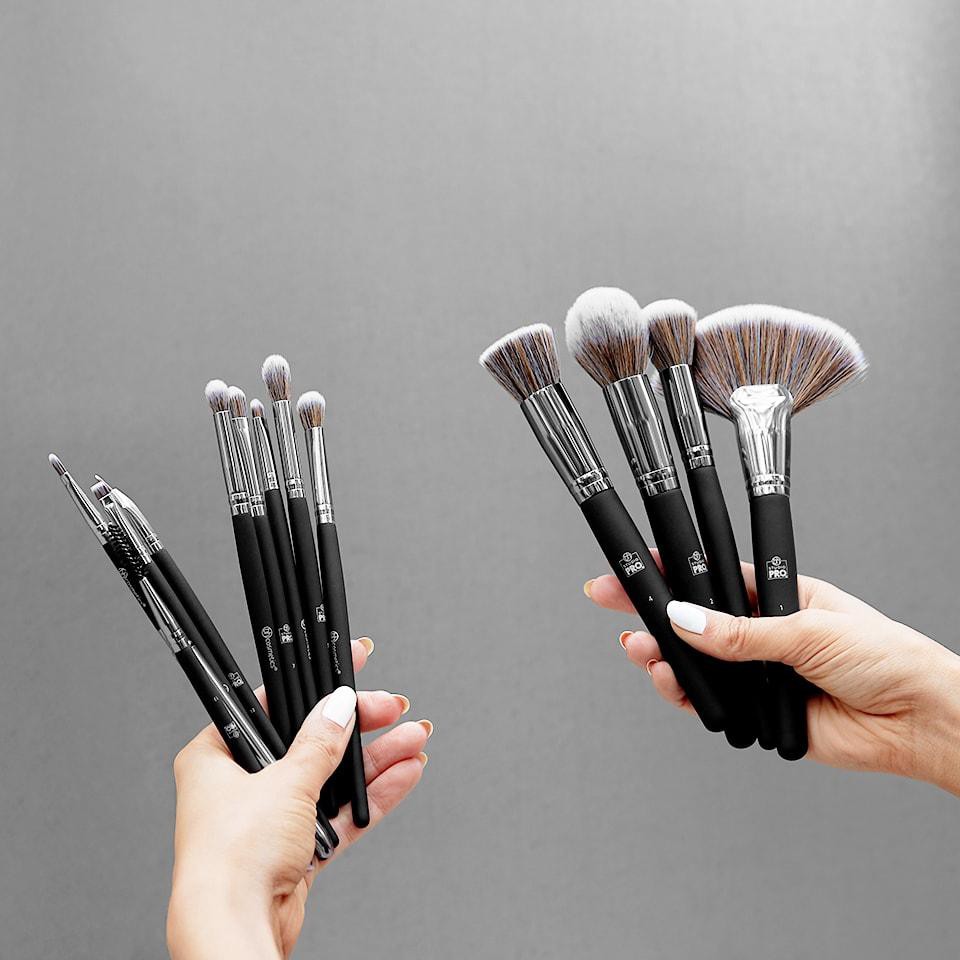 Bộ cọ Bh Cosmetics 13 cây Studio Pro Brush Set