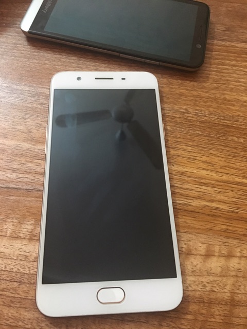 Oppo f1s