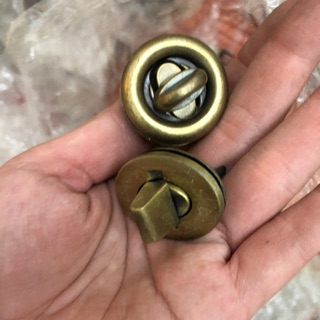 Phụ kiện túi olay doan thanh huyen