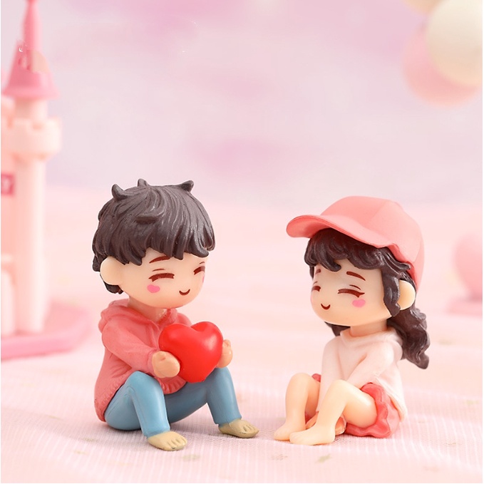 Mô hình đôi bạn tặng trái tim thích hợp trang trí bánh, tiểu cảnh, làm móc khóa, DIY
