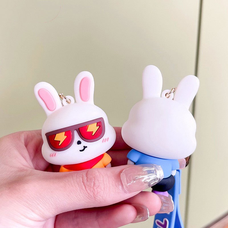 [ HCM ] Móc khoá thỏ đeo kính dùng treo balo , móc khoá ko bị thất lạc