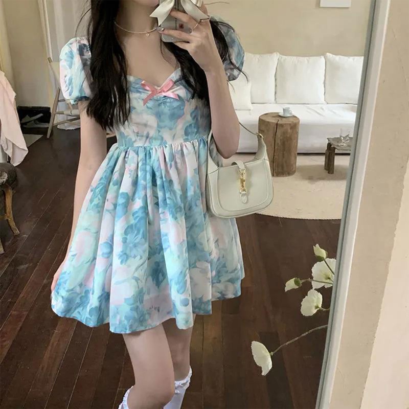Đầm Tay Ngắn Phồng Trễ Vai Cổ Chữ V Thắt Nơ In Họa Tiết Hoa Phong Cách Cổ Điển Dành Cho Nữ
