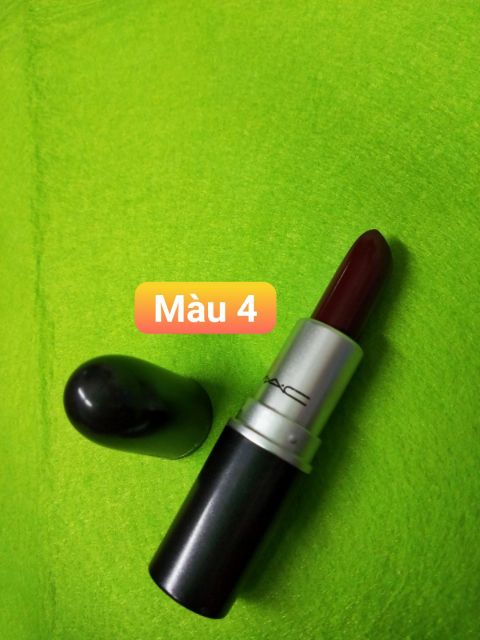 Son lì nhiều tone màu. Màu nào cũng rất đẹp