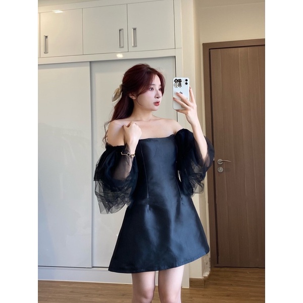 Váy tafta trễ vai phối ren