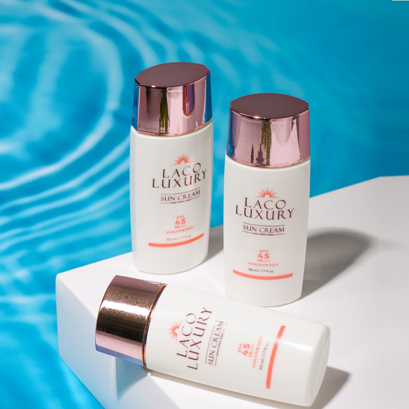 Kem chống nắng vật lý và hoá học Laco Luxury Sun Cream lên Tone, Không Nhờn, Kiềm Dầu + 1 bông tẩy trang Lameila