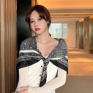 Khăn turban lụa vuông hoa văn size 90cm - Maben