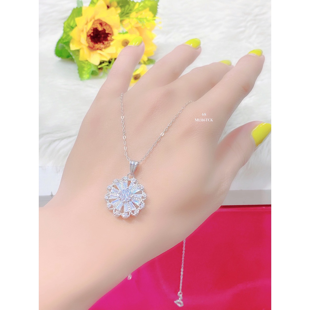 UHA - Mặt dây chuyền nữ mạ 18K kiểu dáng sang trọng M1316