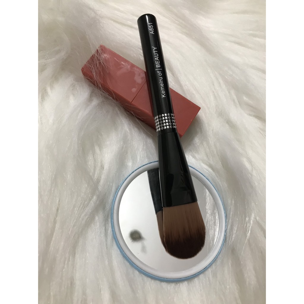 Tổng Hợp Nhiều Mẫu Cọ Nền Dẹt (Smashbox/MSQ/Etude House/