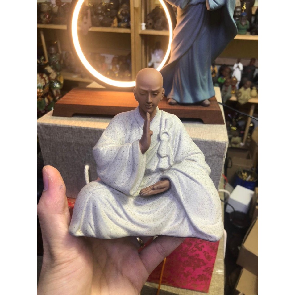 Tượng tăng nhân bái phật gốm tử sa- Tượng tu sĩ ngồi thiền tịnh tâm decor bàn trà tiểu cảnh, phối lũa bonsai