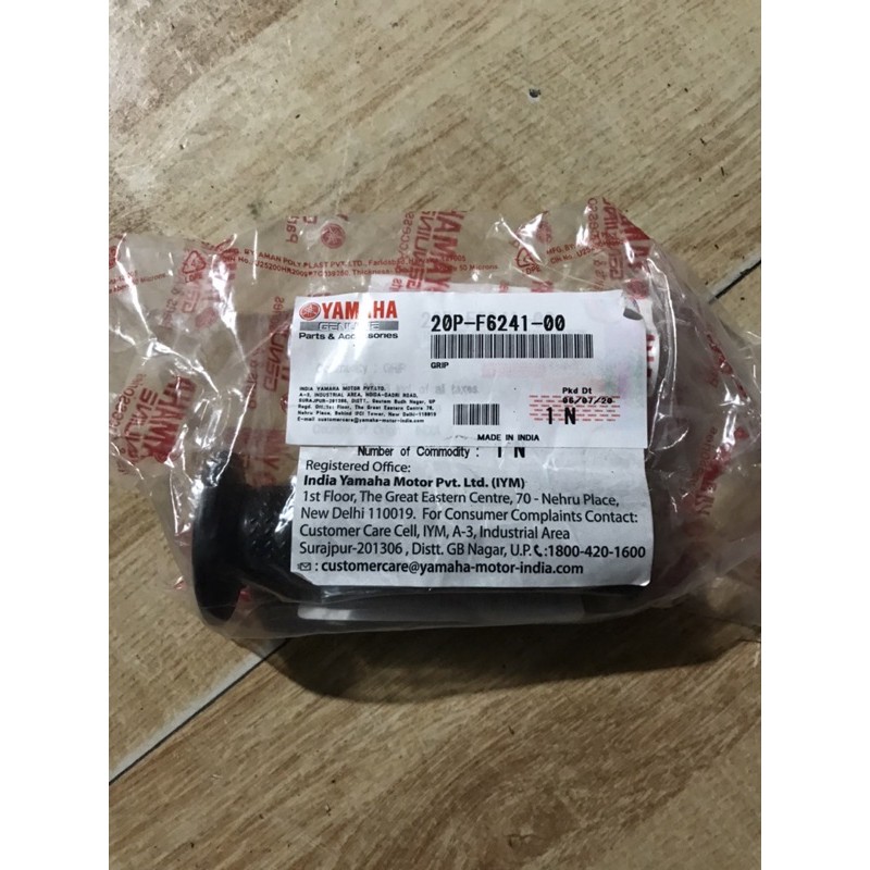 Cặp bao tay  R15v3 Zin chính hãng yamaha