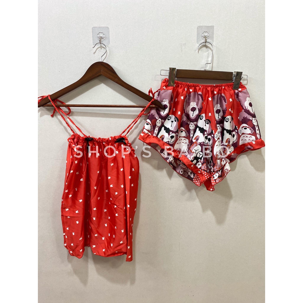Bộ lụa satin mặc nhà cho nữ, thiết kế hai dây cột, nhiều họa tiết siêu dễ thương, mặc ngủ cũng cực tiện