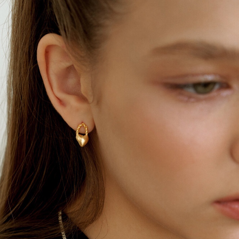 Khuyên Tai Mạ Bạc 925 Hình Ổ Khóa Trái Tim Phong Cách Hàn Quốc Cho Nữ F480