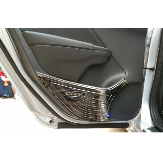Ốp chống xước tapi cửa Honda City