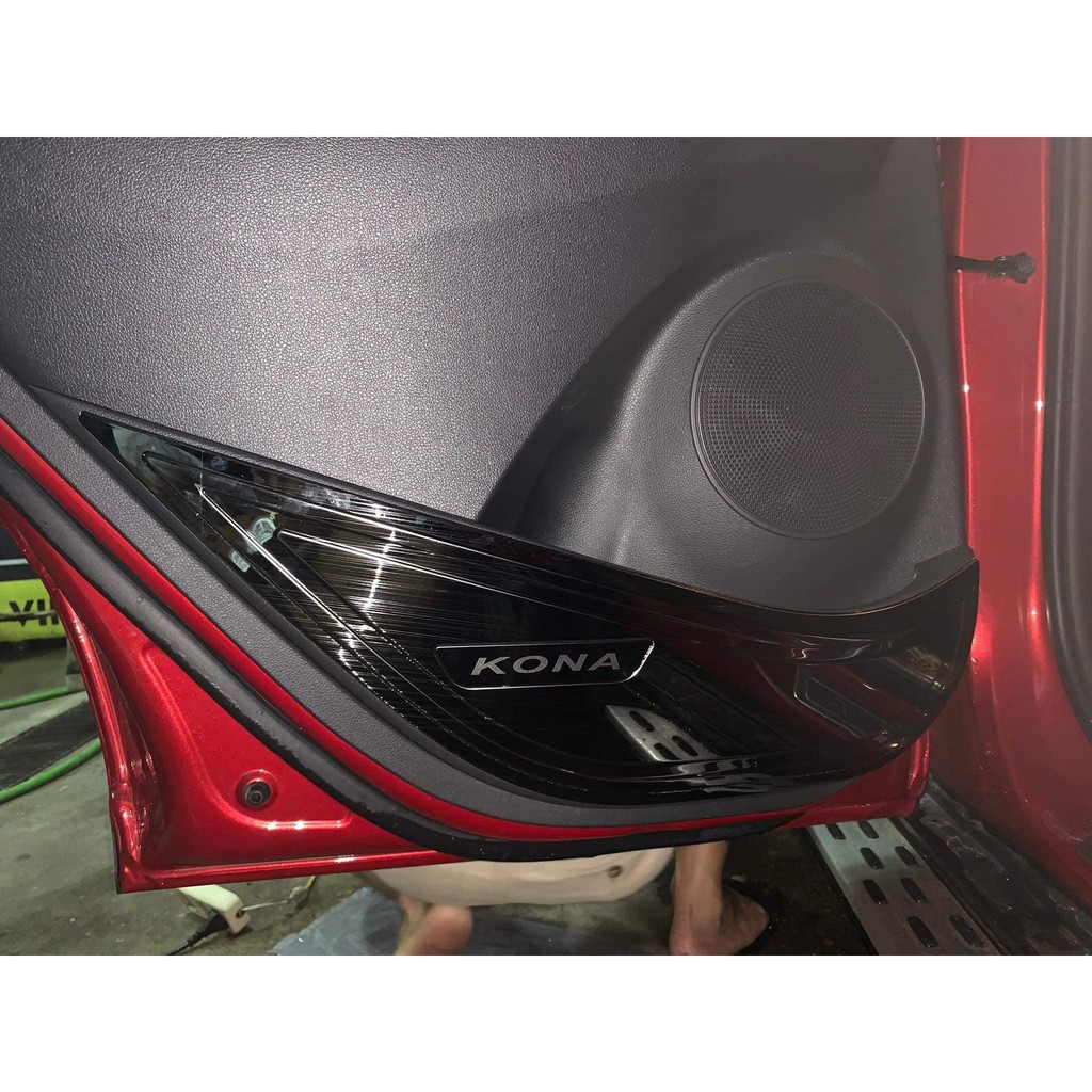 Kona, Ốp tapli cửa titan dành cho xe Hyundai KONA 2018 2019 2020 tặng kèm cuộn keo 3.M