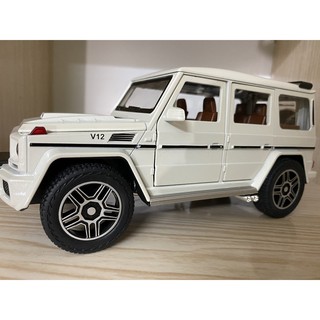 Mô hình xe Mercedes G63 tỷ lệ 1:24