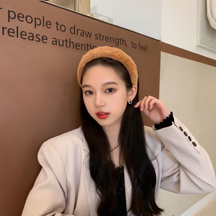 Băng Đô Cài Tóc Dạng Bấm Chất Liệu Lông Mềm Dày Dặn Màu Trơn 2022 Tiện Dụng Cho Nữ