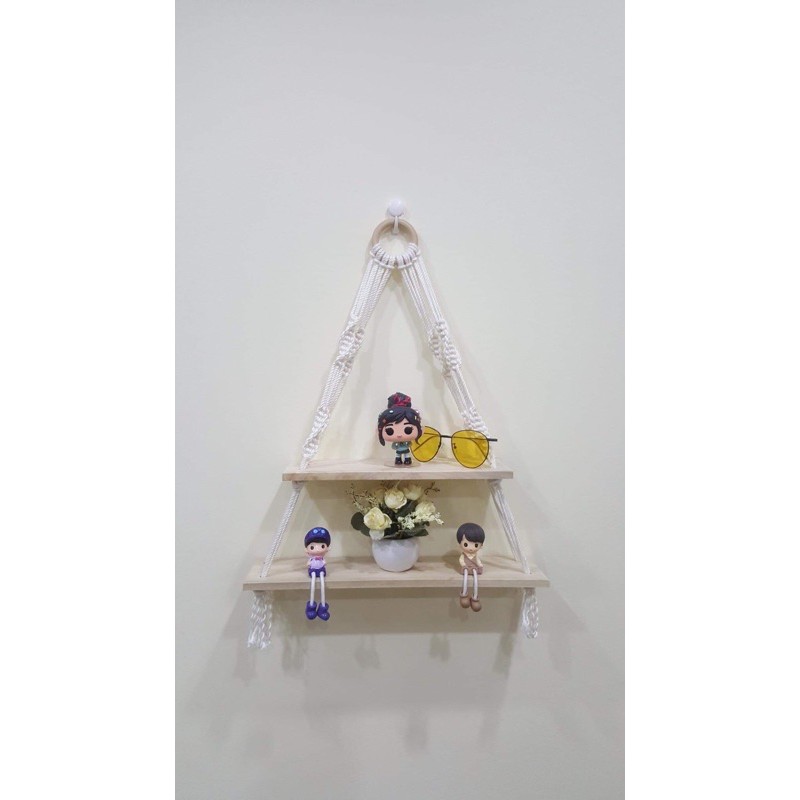 Kệ gỗ treo tường Tết dây macrame