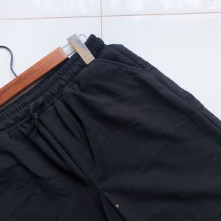 Quần short unisex nam nữ chất da cá