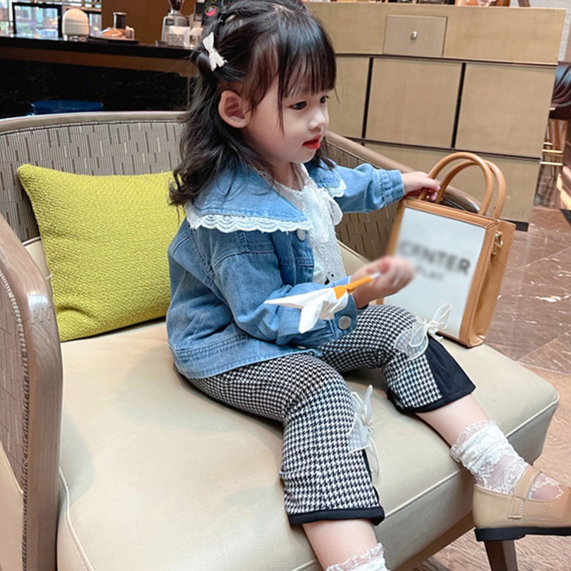 Quần dài ống loe phối xẻ tà họa tiết răng sói thời trang Hàn Quốc sành điệu dành cho bé gái