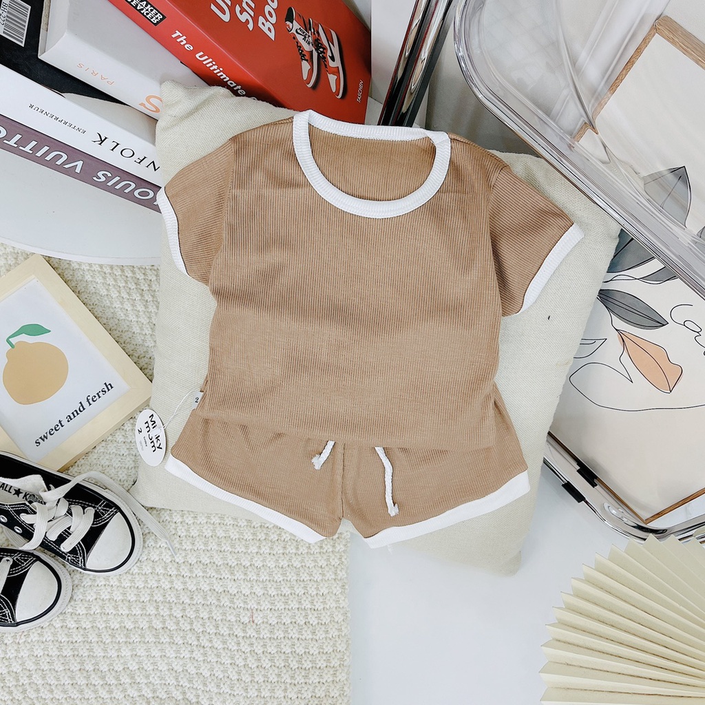 BỘ QUÀN ÁO MINKY MOM 002 CHO BÉ (MÀU TRƠN VIỀN TRẮNG)