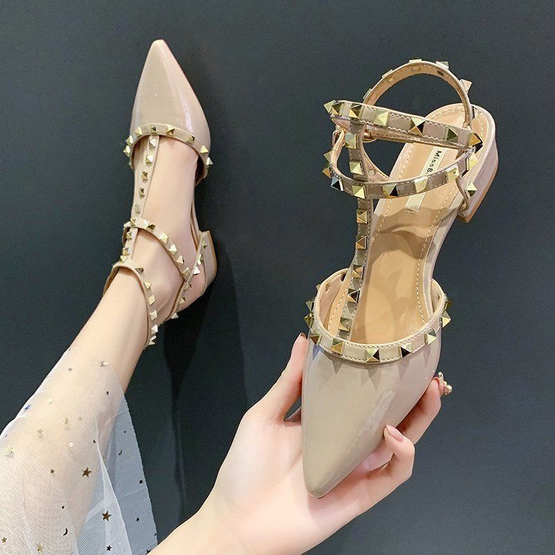 Xăng đan Gót Vừa Đính Đinh Tán Thời Trang Mùa Hè Hàng Mới 2022 Dành Cho Bạn Nữ