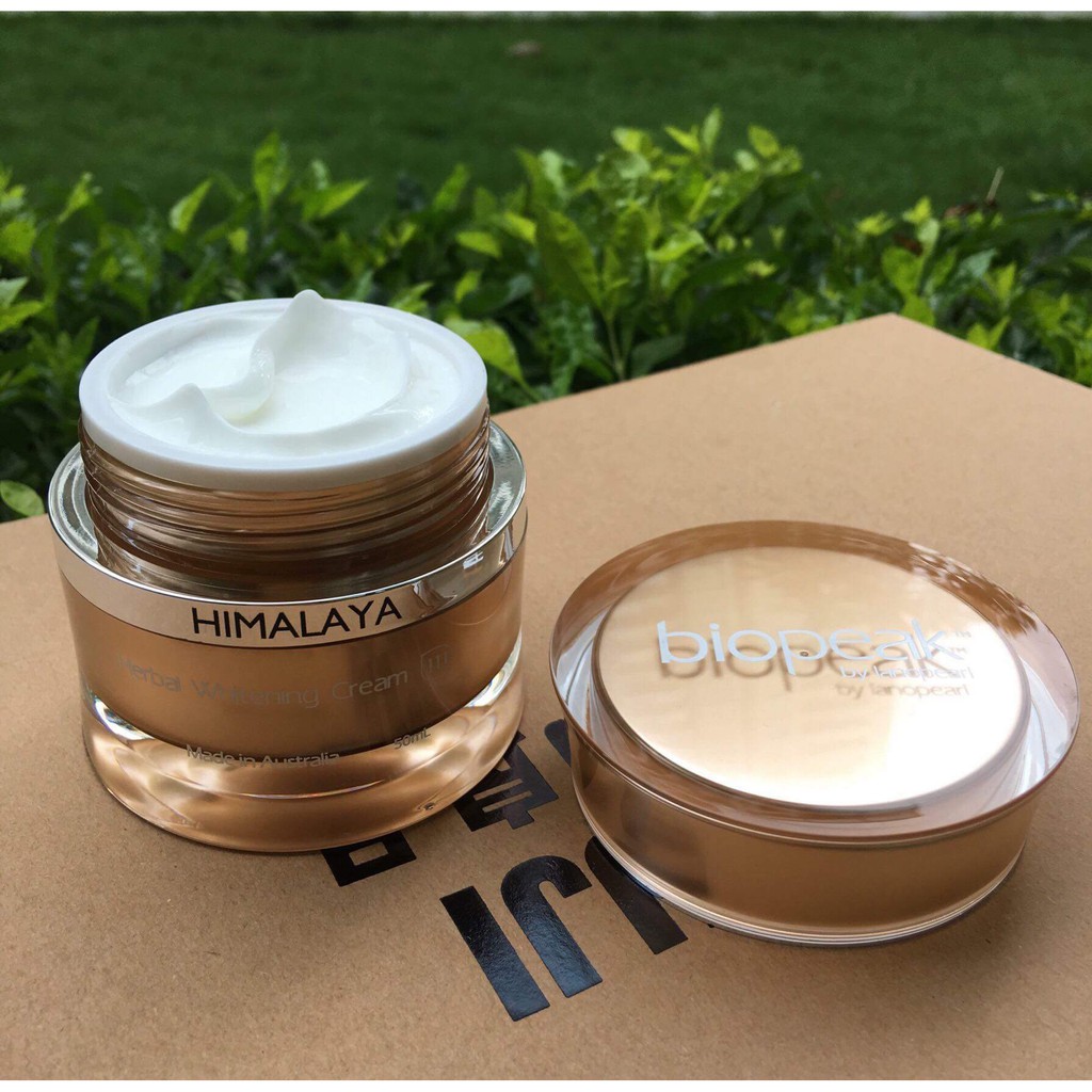 Kem dưỡng trắng da và làm mờ vết thâm nám Himalaya 50ml