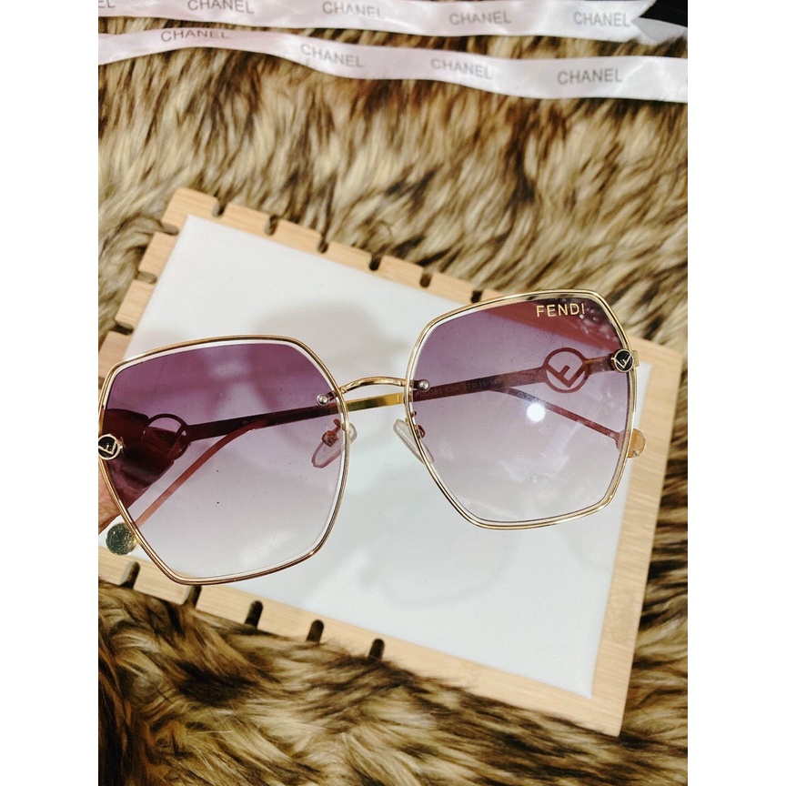 Kính thời trang nữ Burberry cao cấp - chống tia UV100%